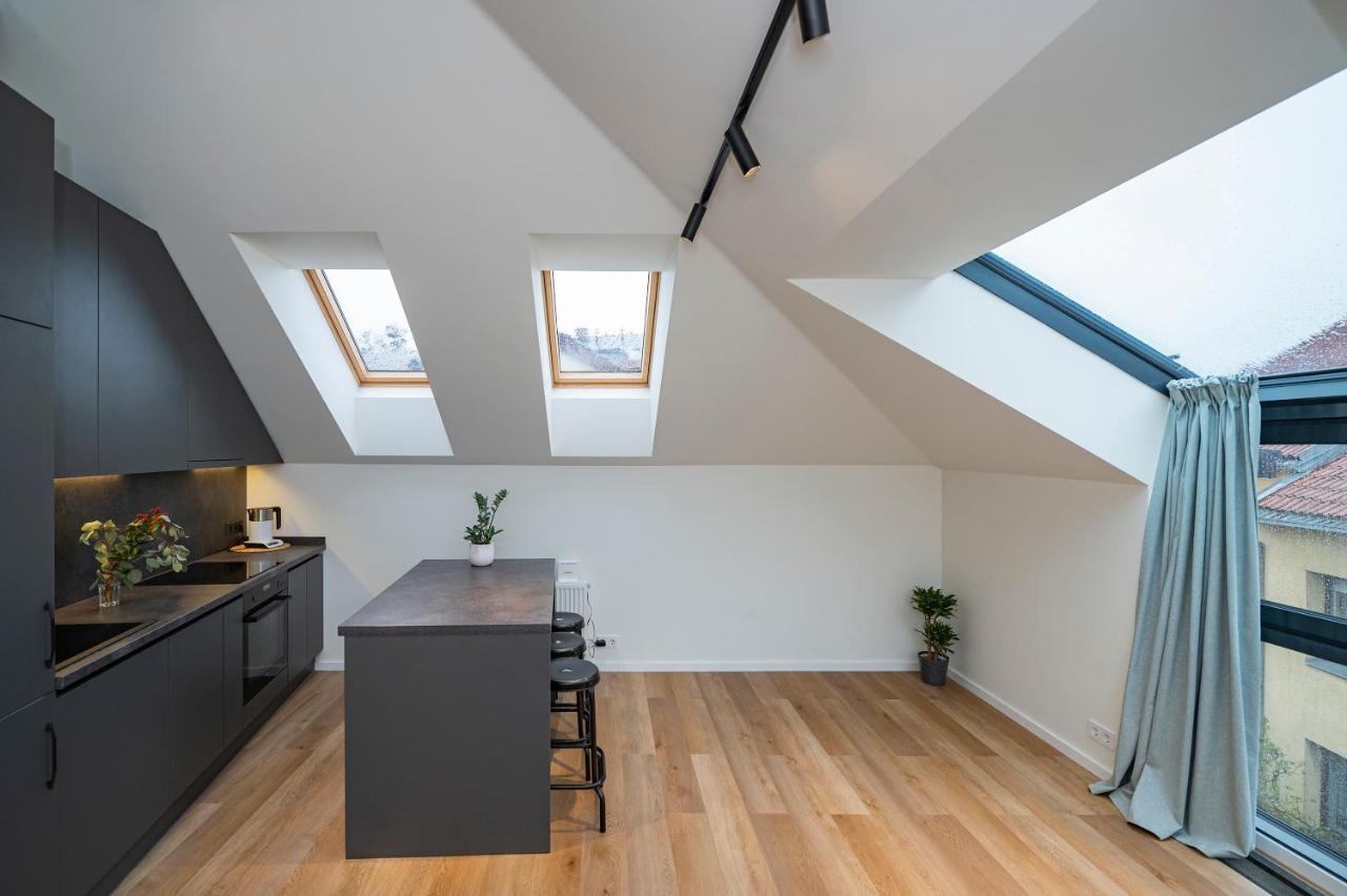 Loft 1 Bd Old Town Apartment By Hostlovers Каунас Экстерьер фото